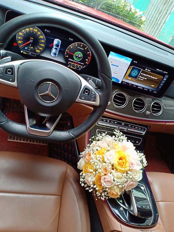 Cho thuê xe cưới, xe hoa, xe sang 