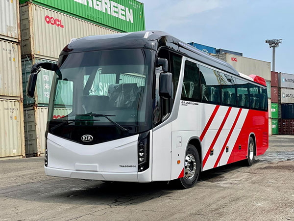 Nên thuê xe 47 chỗ phục vụ tour Golf tại Hải Phòng ở đâu giá rẻ?