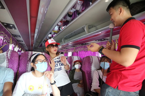 Trò chơi trên xe du lịch cho sinh viên bao vui